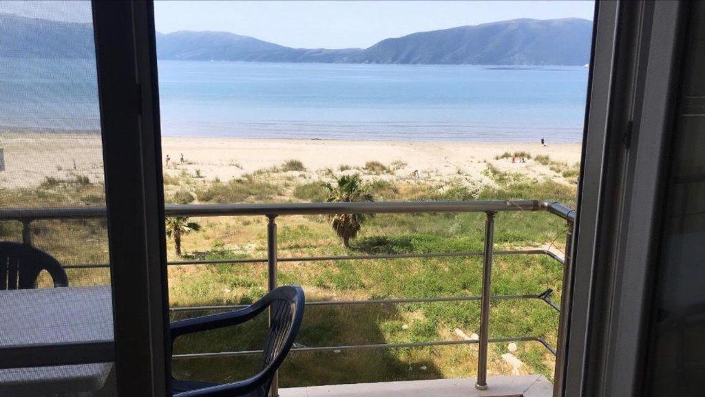 Relax Rental Vlore Bagian luar foto