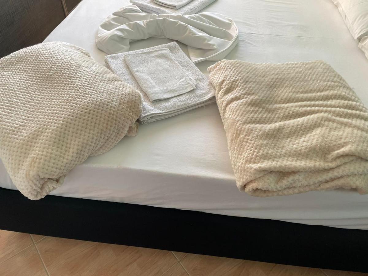 Relax Rental Vlore Bagian luar foto