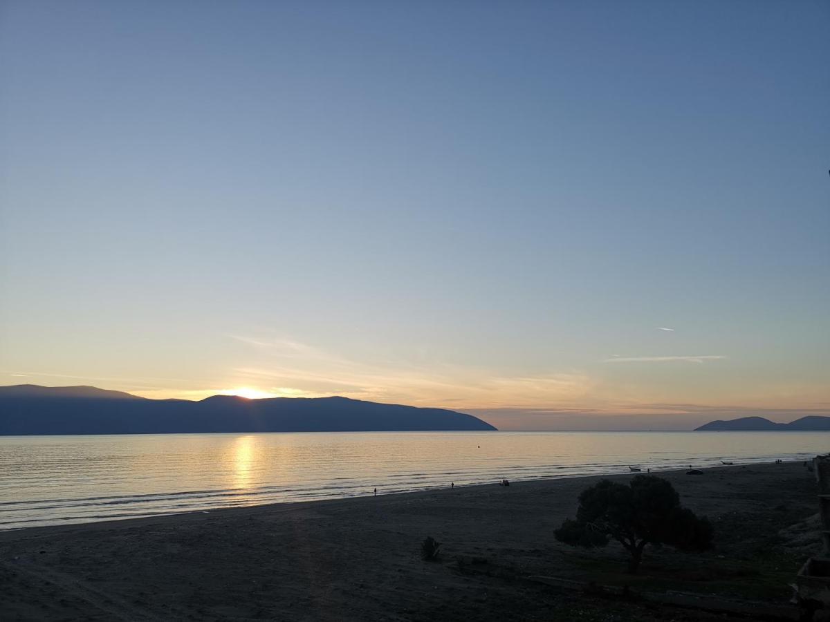Relax Rental Vlore Bagian luar foto