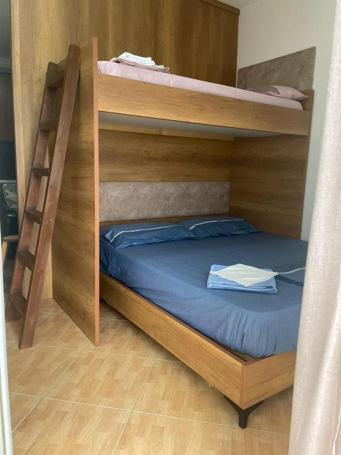Relax Rental Vlore Bagian luar foto