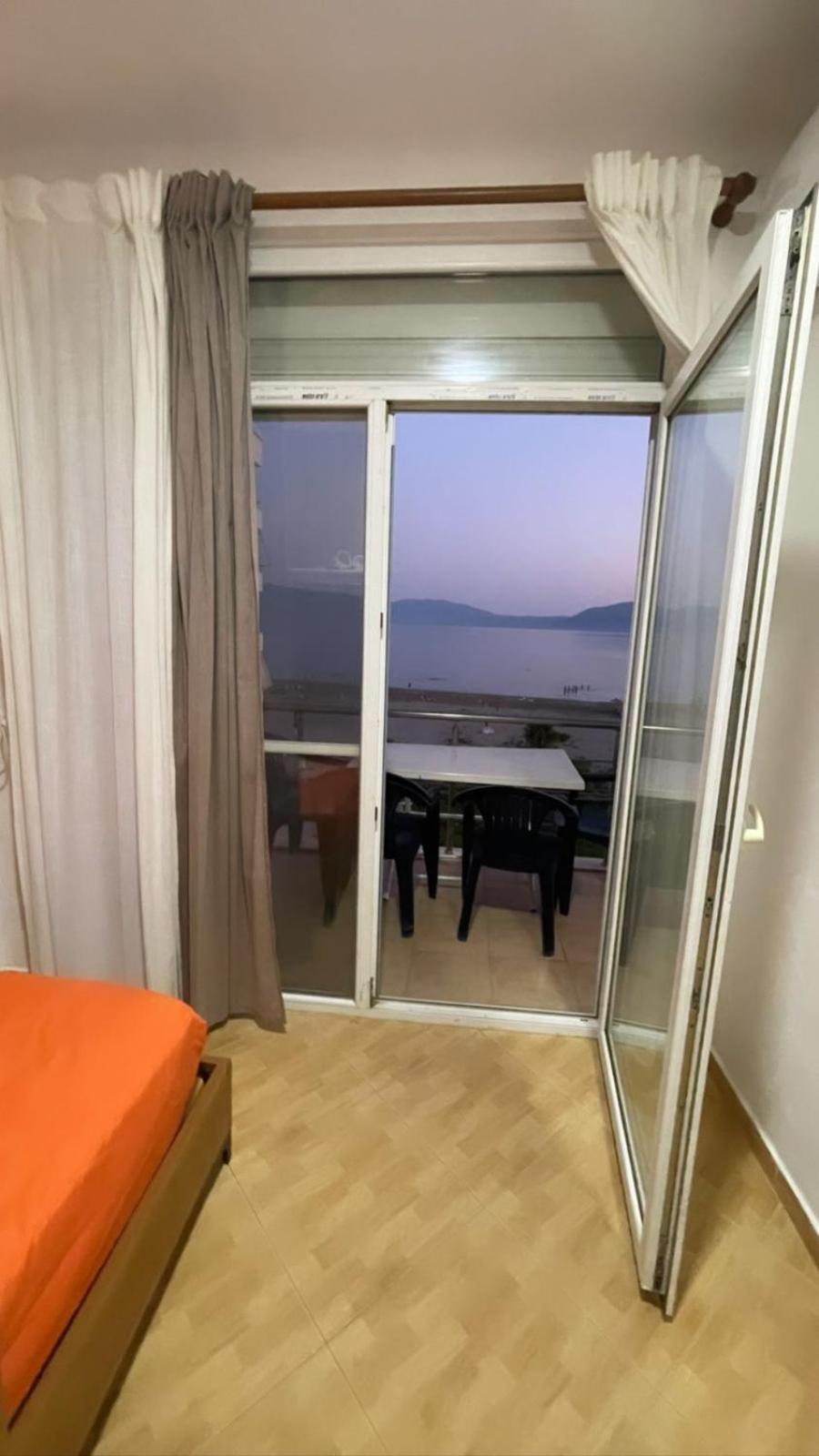 Relax Rental Vlore Bagian luar foto